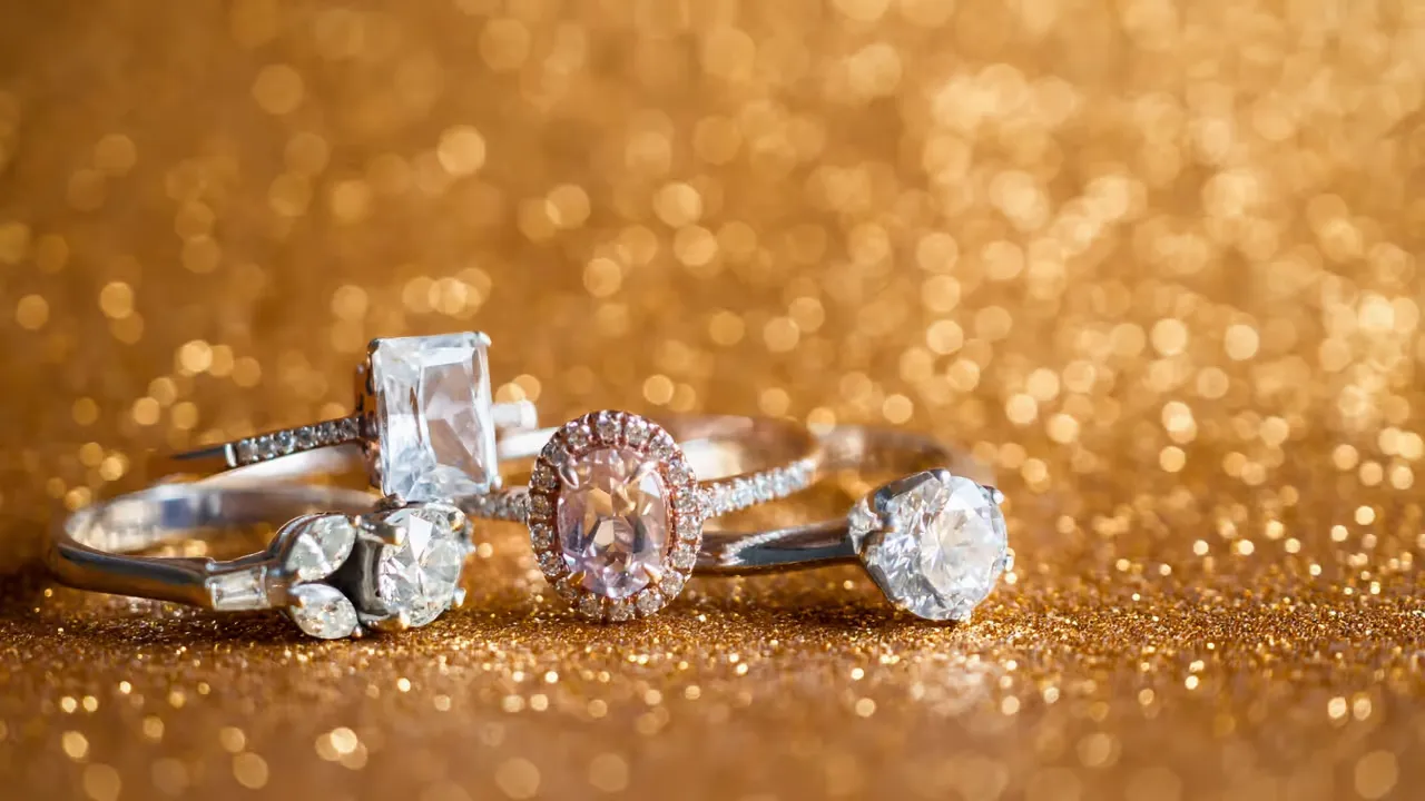 Minnen och känslor i varje smycke