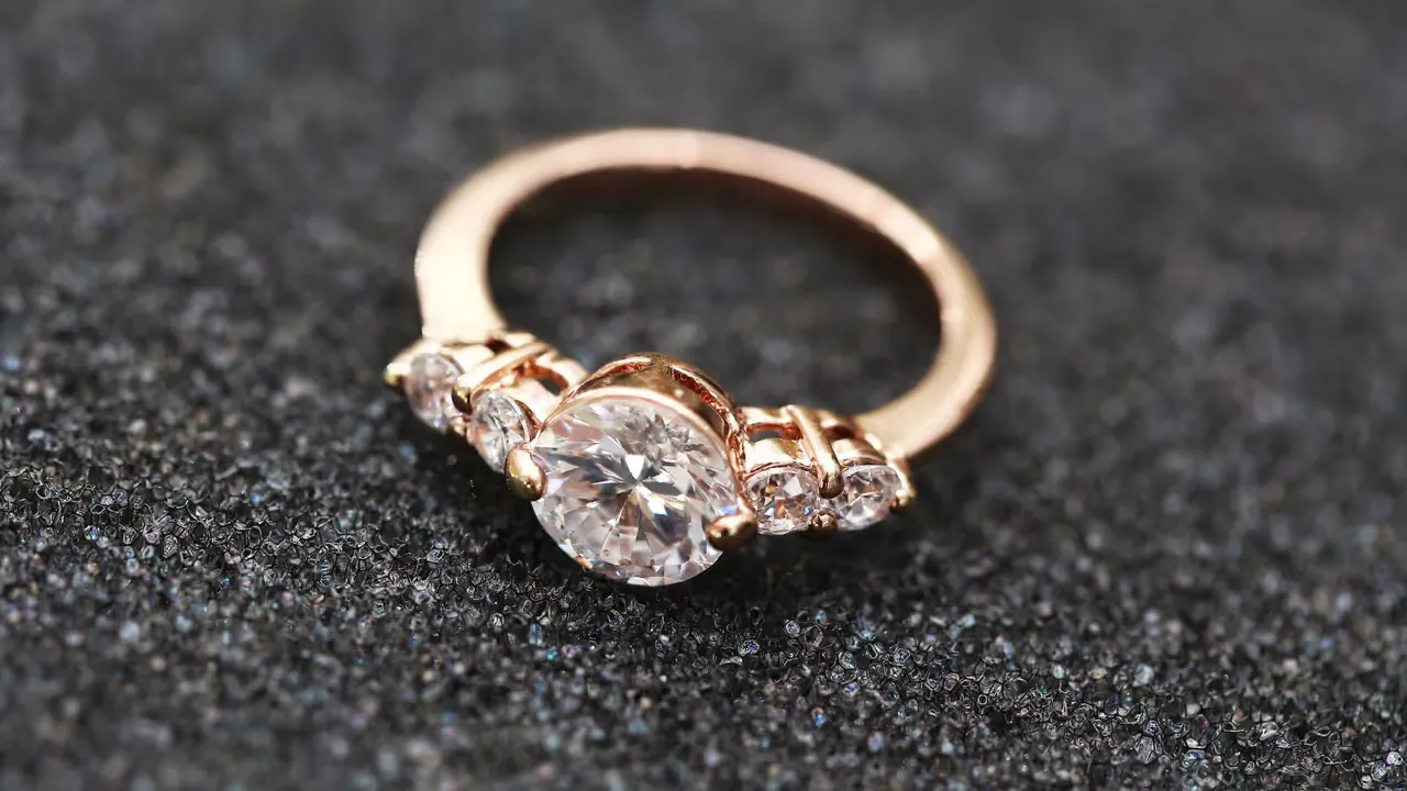 Smycken som berättar vår historia